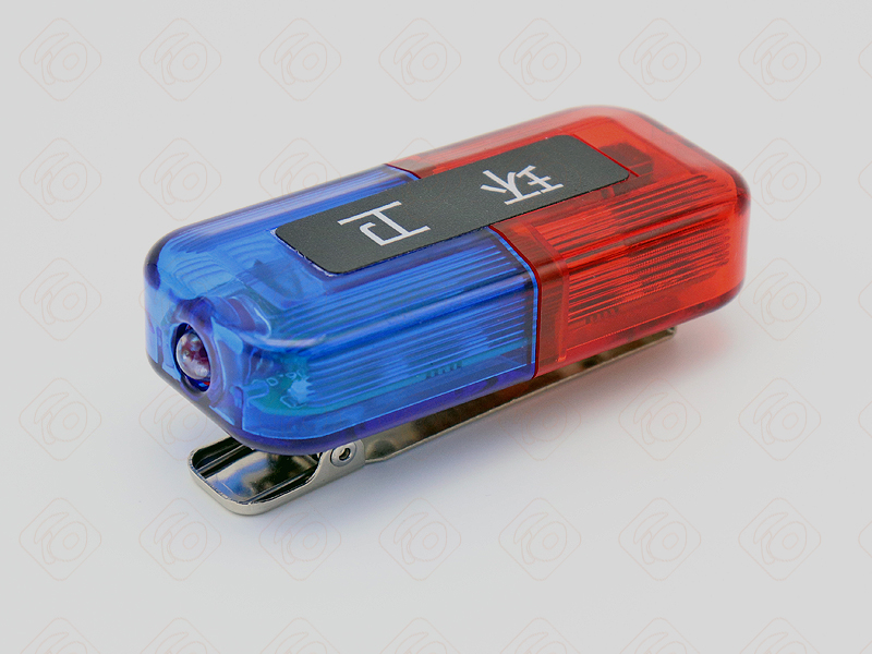 環(huán)衛(wèi)工人LED紅藍(lán)爆閃肩燈 環(huán)衛(wèi)工人LED紅藍(lán)爆閃肩燈