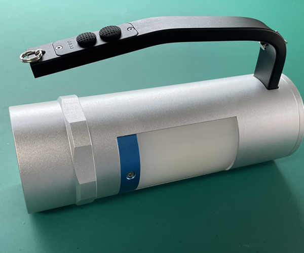 手提式強光照明燈 手提式強光照明燈